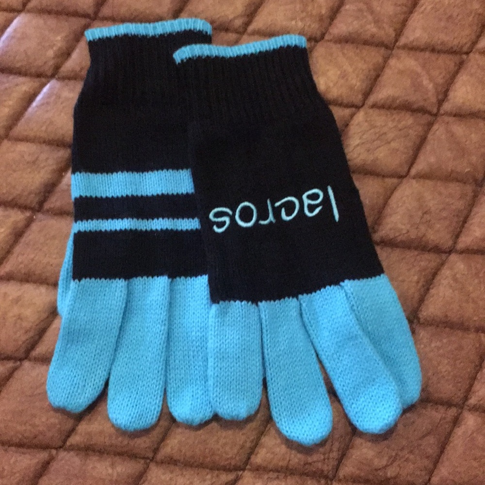 NWOT Lacrosse embroidered gloves